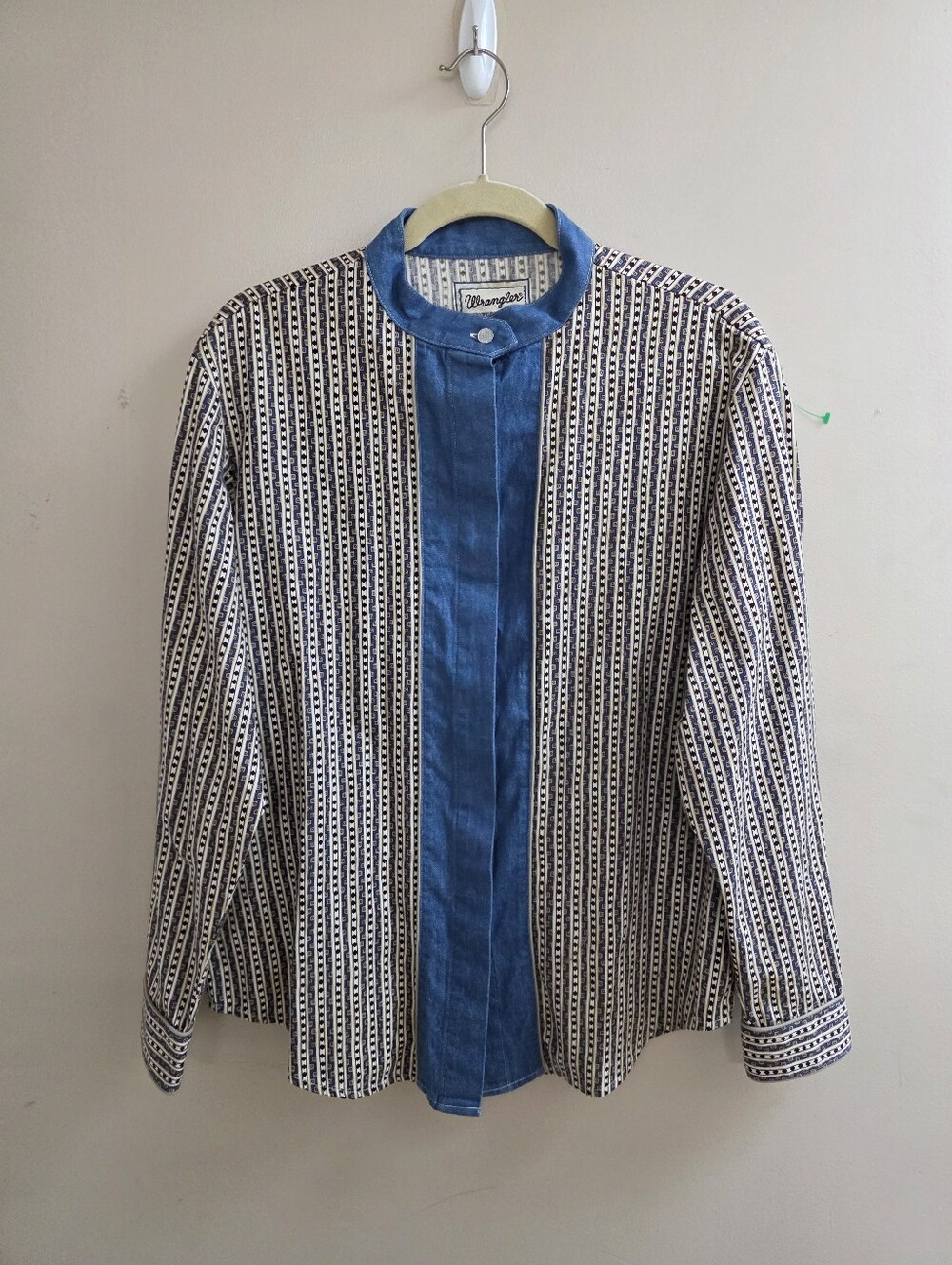 Vintage Wrangler Western Wear For Women Button Up Top Rodeo Cowgirl Denim XL